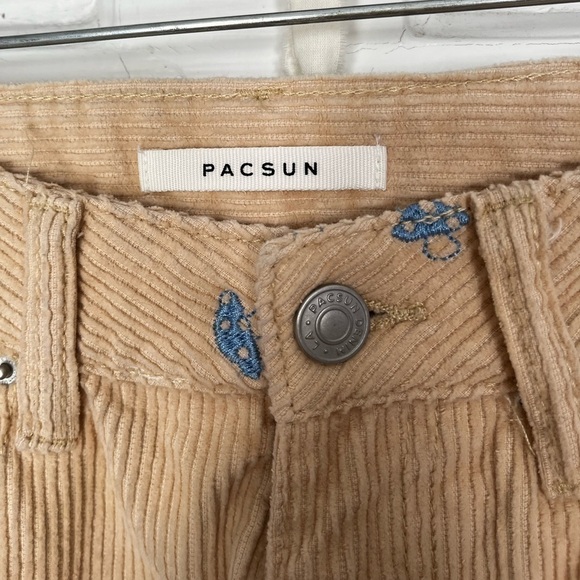 Pacsun Micro Embroidered Mushroom Boyfriend Corduroy Jeans Women's Size 26 - Picture 6 of 7